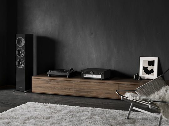 Technics Grand Class SL-1210GR2EBK Direct Drive Turntable