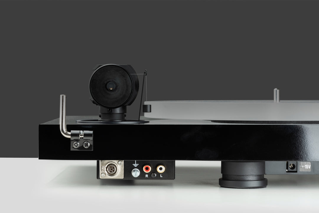 Pro-Ject X1 B Turntable with Pick It PRO Balanced Pre-Fitted