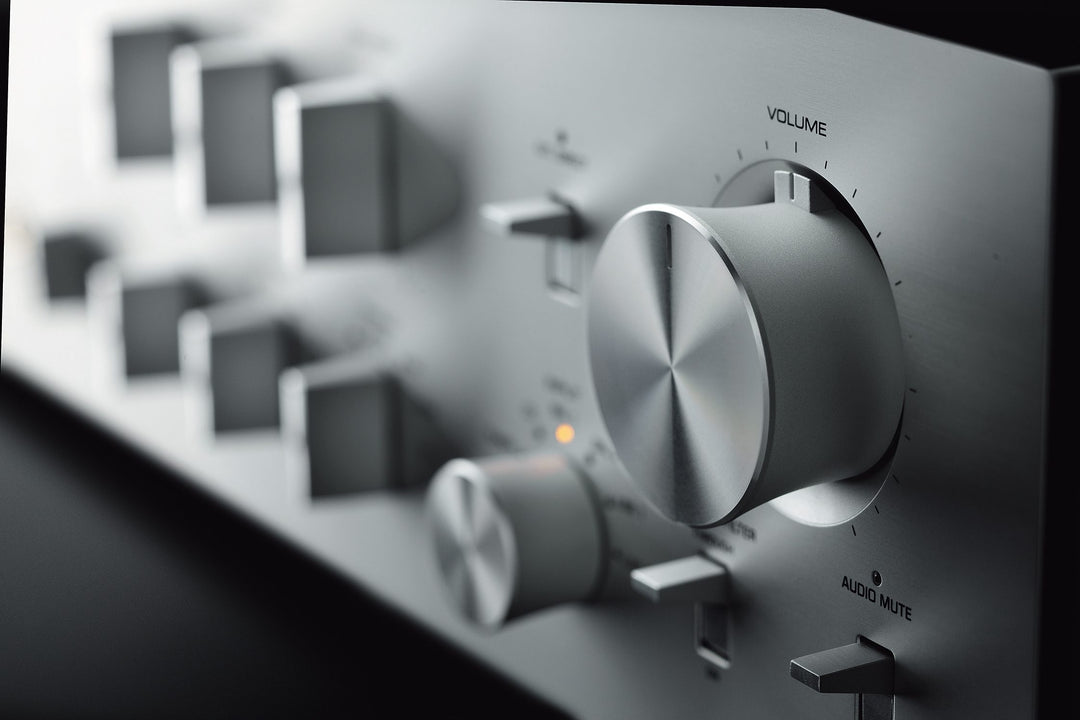 Yamaha C-5000 2-Ch Premium HiFi Pre-Amplifier