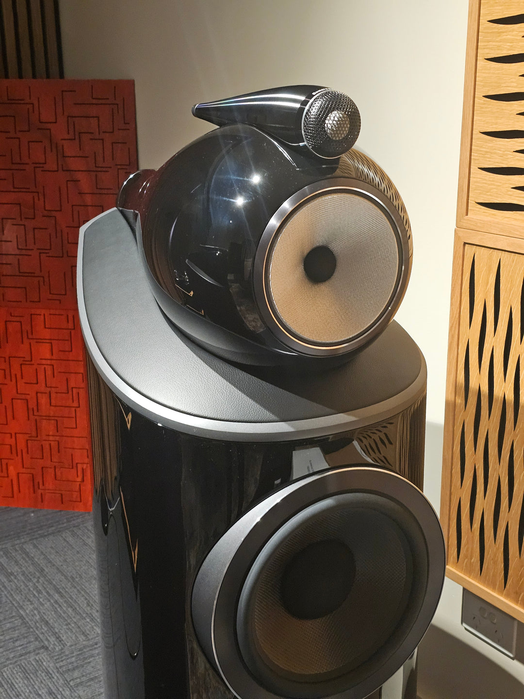 Bowers & Wilkins 801 D4 Floorstanding Speakers (Pair) **Ex-Demo**