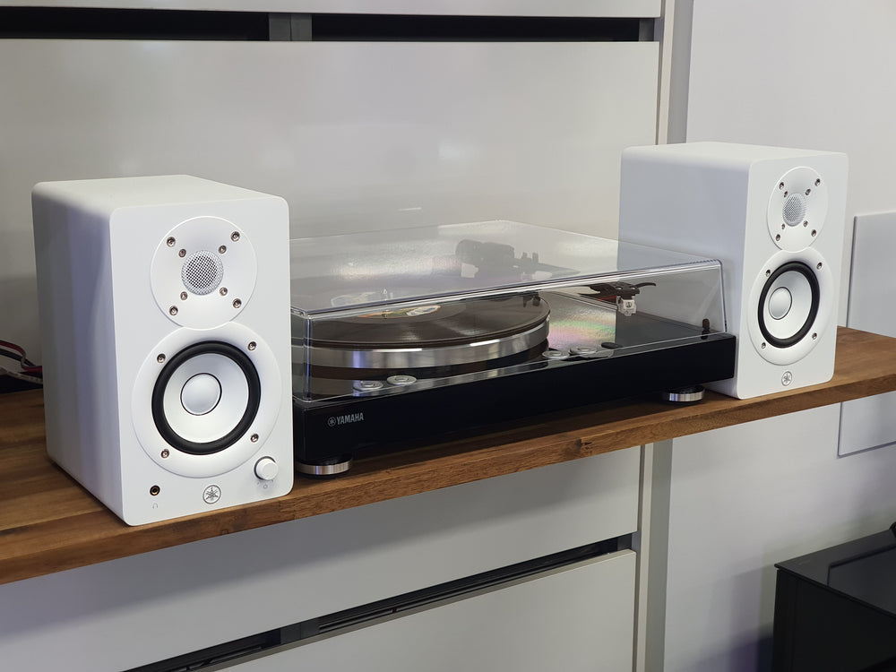 Yamaha Mini Essentials Hi-Fi Bundle