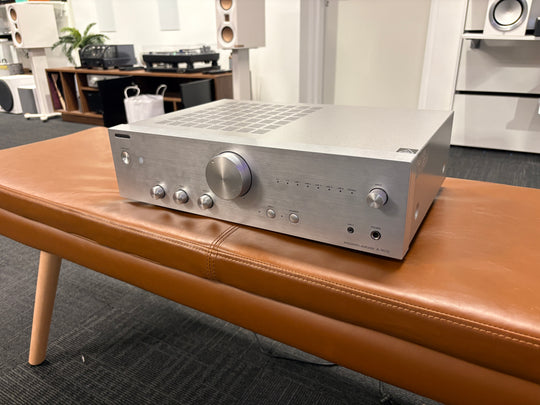 Onkyo A9010 Integrated stereo amplifier - Trade In