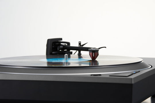 Technics SL-1500CS Delta Sigma Premium Class Direct Drive Turntable