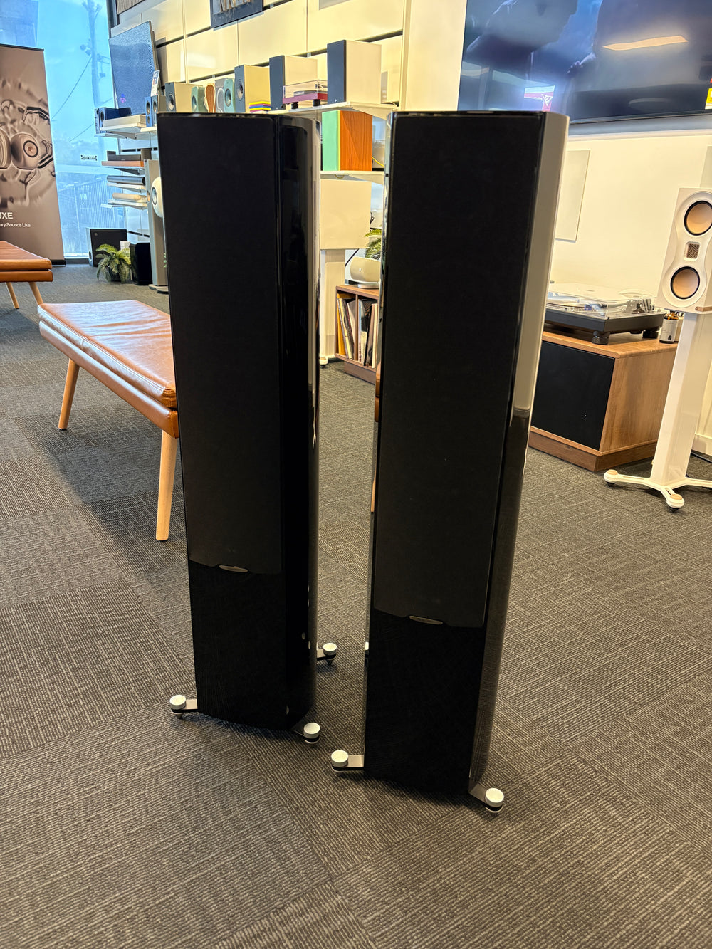 Sonus Faber Sonetto III Floorstand Speakers - Trade-in