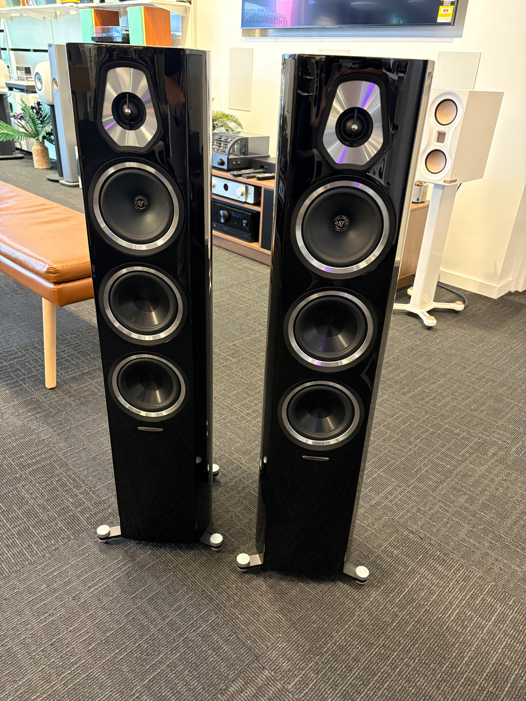 Sonus Faber Sonetto III Floorstand Speakers - Trade-in
