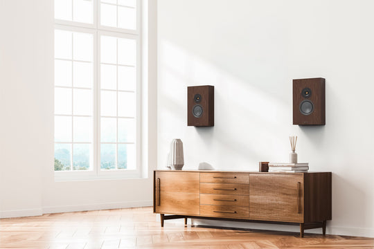 Monitor Audio Silver On-Wall (8G) Speaker