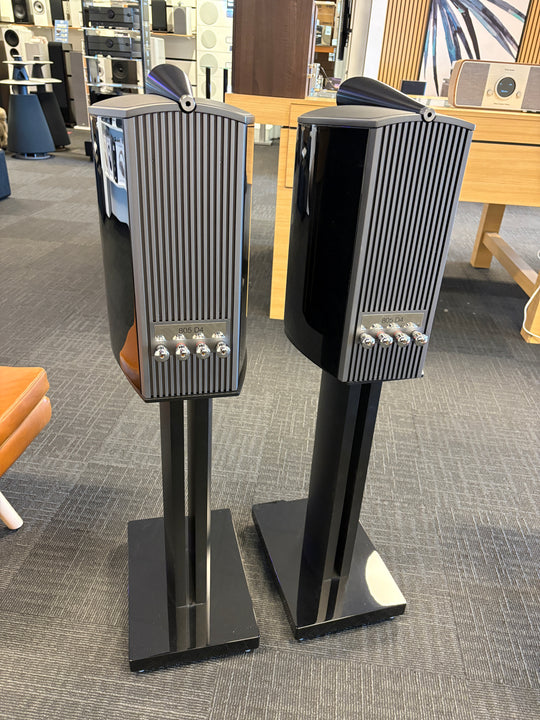 Bowers and Wilkins 805 D4 Bookshelf speakers+ stands - Gloss Black -Trade in-