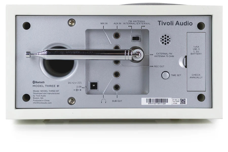 Tivoli Audio Model Three BT BT/AM/FM/Clock/USB-C