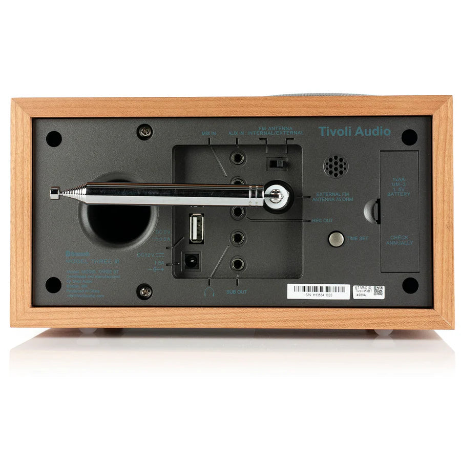 Tivoli Audio Model Three BT Bluetooth/AM/FM/Clock radio