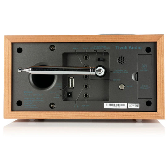 Tivoli Audio Model Three BT Bluetooth/AM/FM/Clock radio