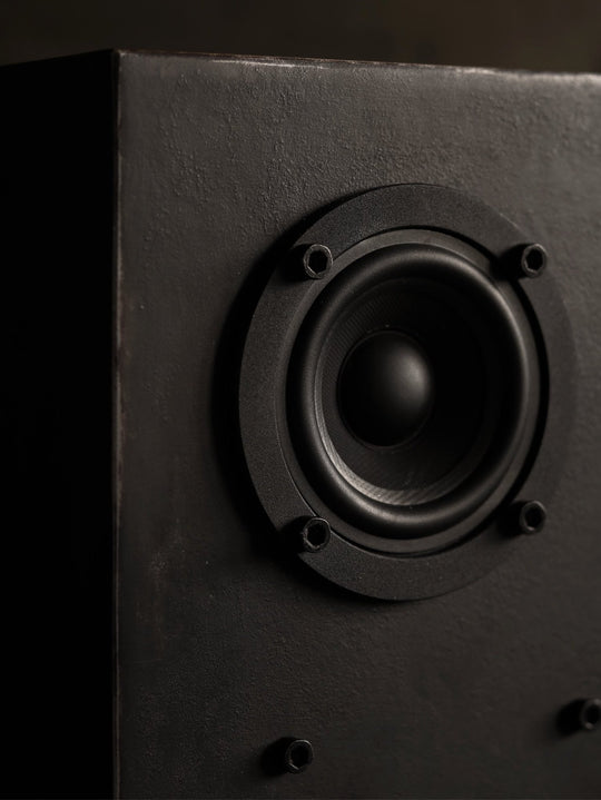 Transparent Steel Speaker
