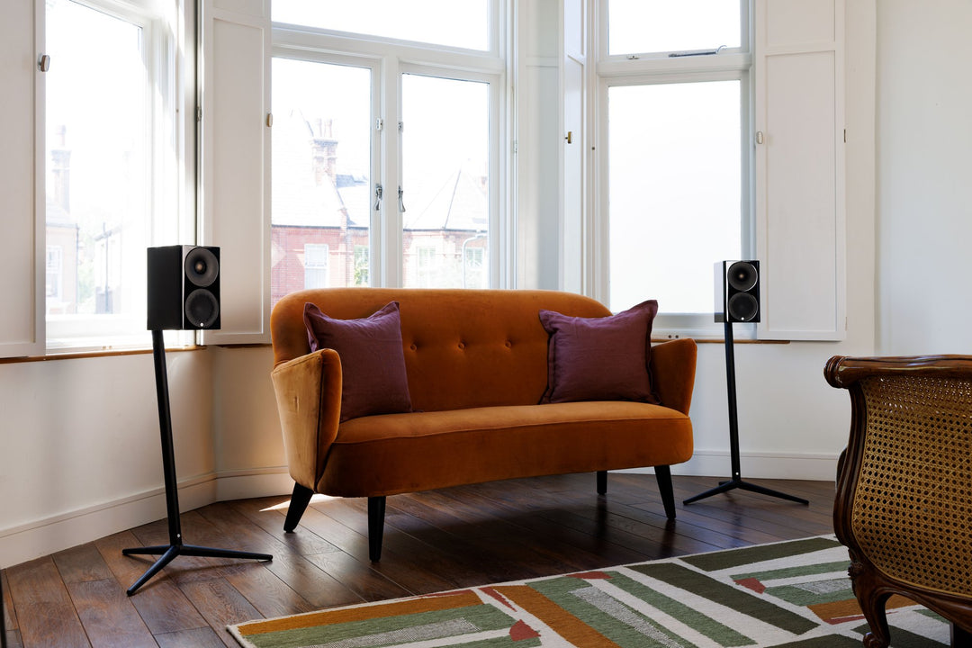 Monitor Audio Radius 3 (4G) Bookshelf Speakers