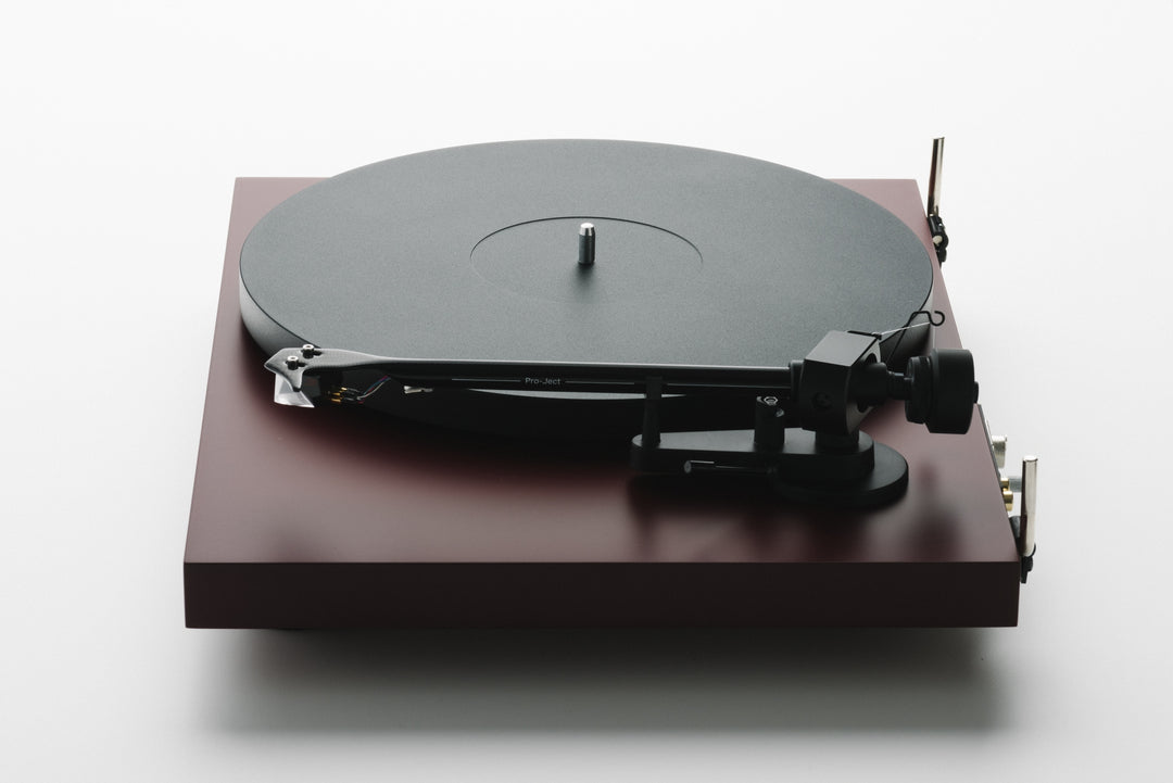 Pro-Ject Debut EVO 2 Turntable