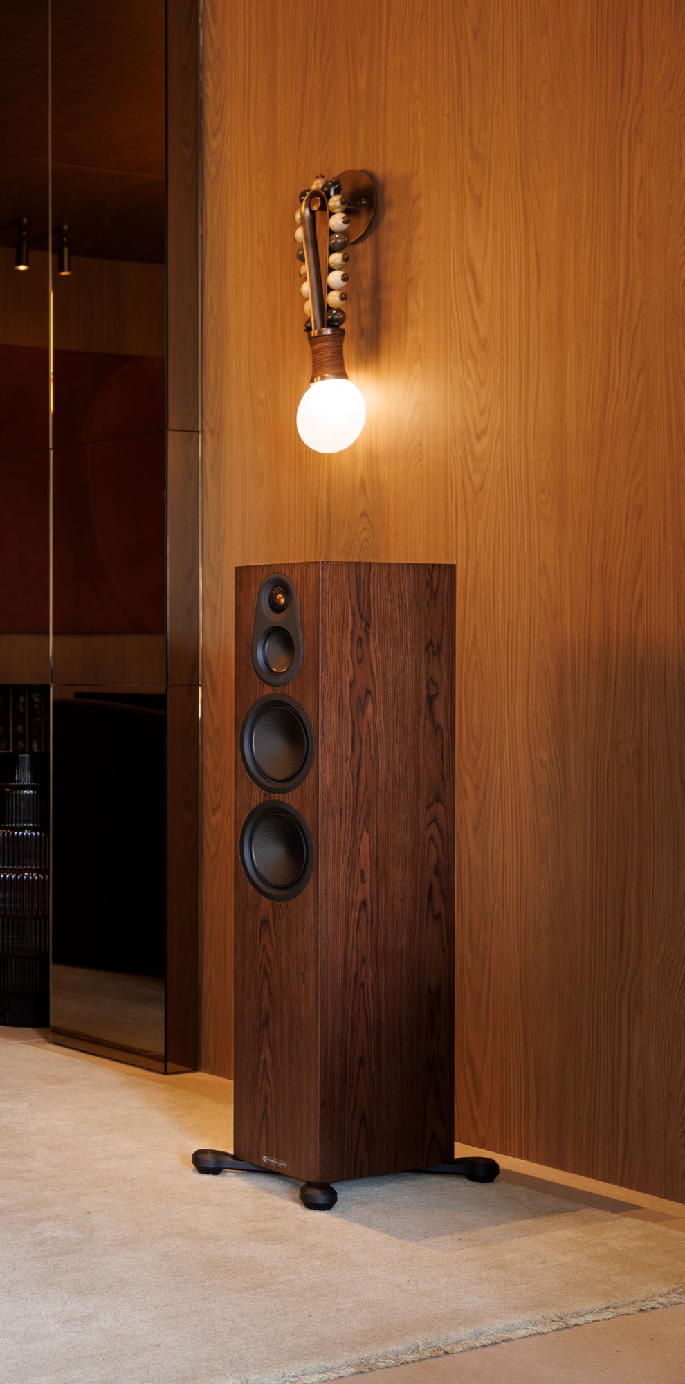 Monitor Audio Silver 300 (8G) Floorstanding Speakers