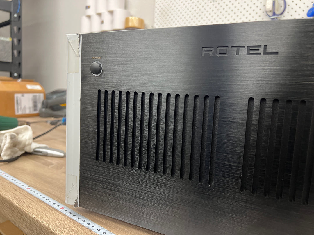 Rotel RB-1590 2-Channel Power Amplifier 350 Watts Black - Open Box