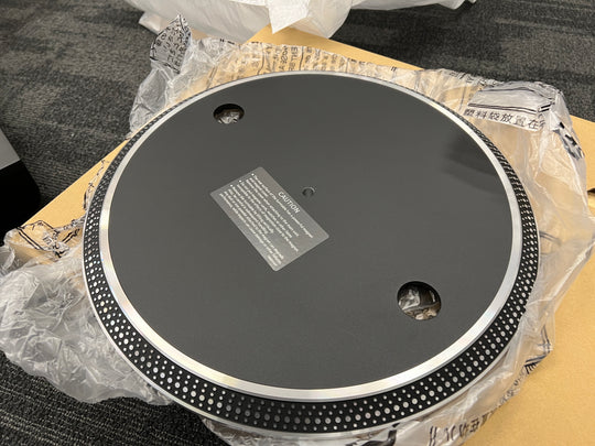 Technics Grand Class SL-1210GR2BK Direct Drive Turntable System - Black - Open Box