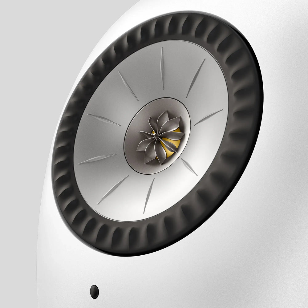 KEF LUXE Wireless Bookshelf Speakers