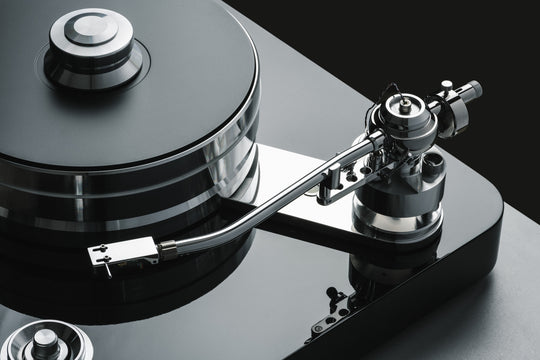 Pro-Ject Signature 12.2 Turntable