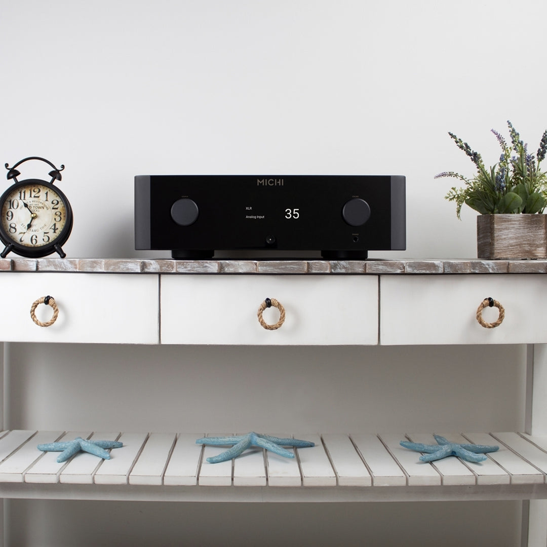 Rotel Michi X3 Integrated Amplifier