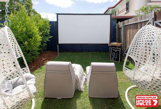Elite Yard Master 2 Outdoor Projector Screen